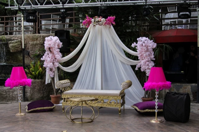 Mehmet Restaurant Dream Garden