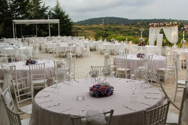 Mehmet Restaurant Dream Garden