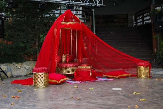 Mehmet Restaurant Dream Garden