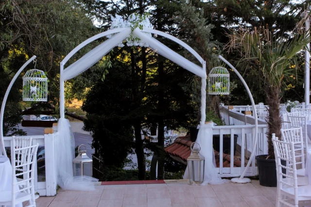 Mehmet Restaurant Dream Garden