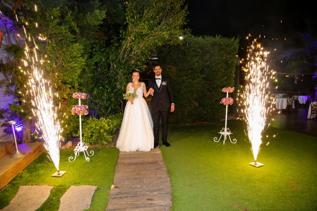 Mehmet Restaurant Dream Garden