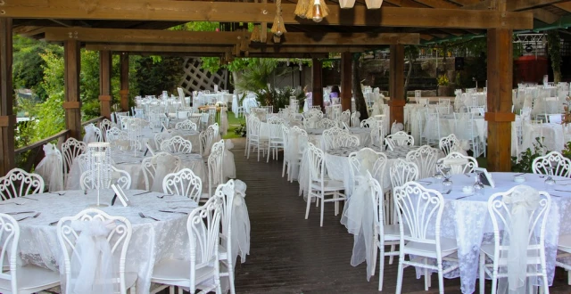 Mehmet Restaurant Dream Garden