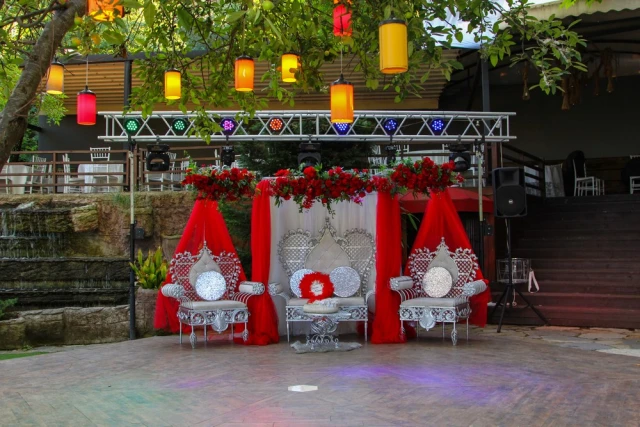 Mehmet Restaurant Dream Garden