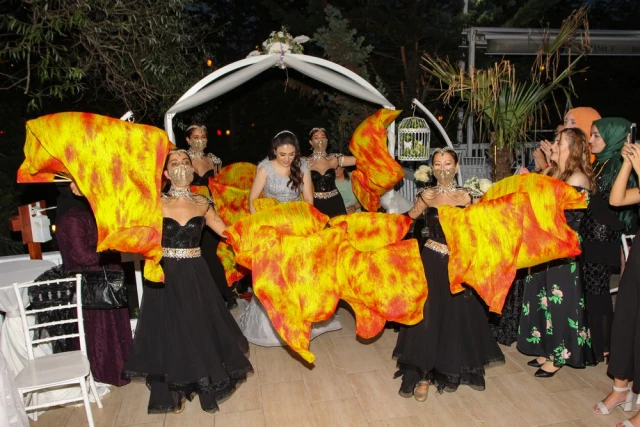 Mehmet Restaurant Dream Garden