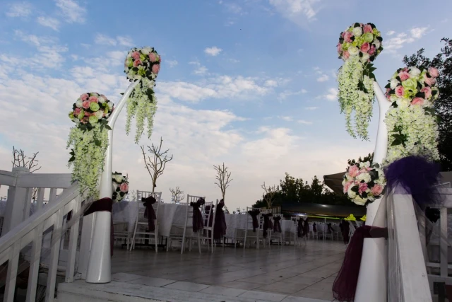 Mehmet Restaurant Dream Garden