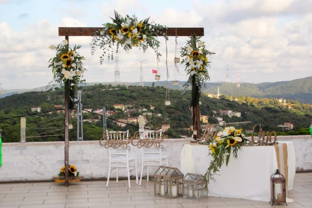 Mehmet Restaurant Dream Garden