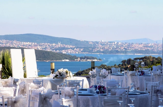 Mehmet Restaurant Dream Garden