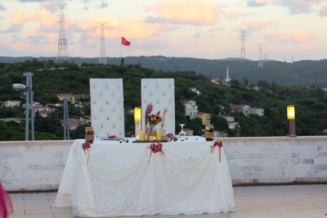Mehmet Restaurant Dream Garden