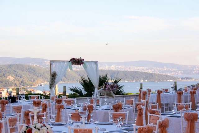 Mehmet Restaurant Dream Garden