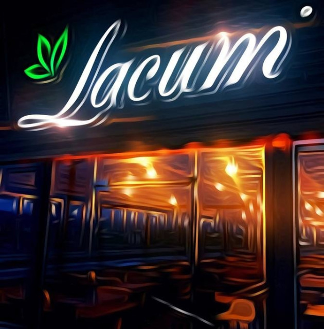 Lacum Cafe & Restaurant