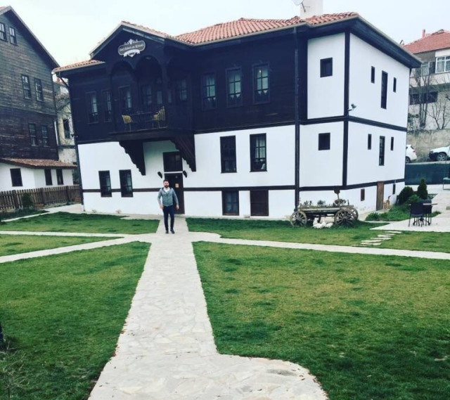 Hacı Rıfatlar Konağı