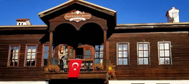 Hacı Rıfatlar Konağı