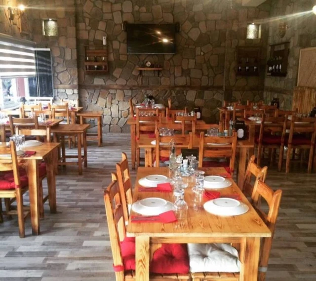 Nazende Restaurant