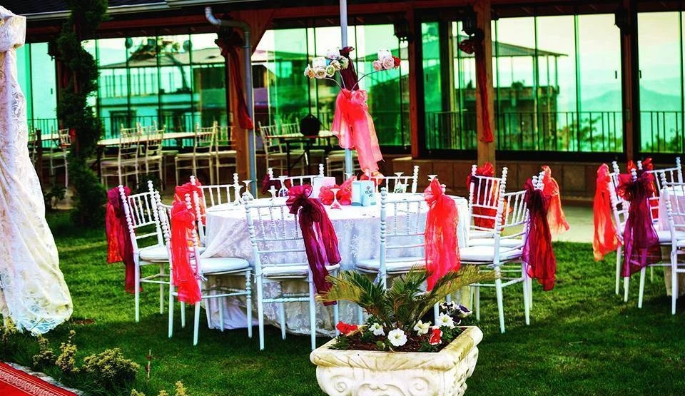 palmiye-park-kir-bahcesi-07uVfqj