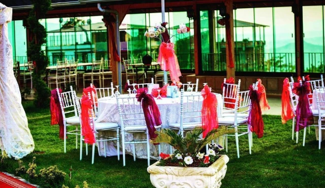 palmiye-park-kir-bahcesi-07uVfqj