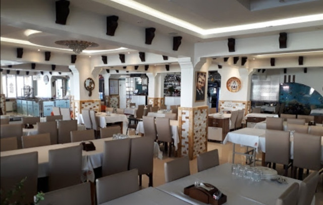 Muhtarın Yeri Restaurant