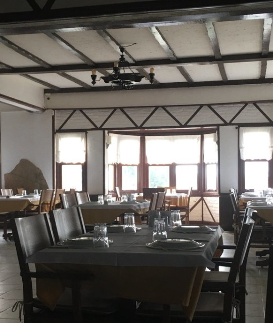 Tarihi Çınaraltı Restaurant