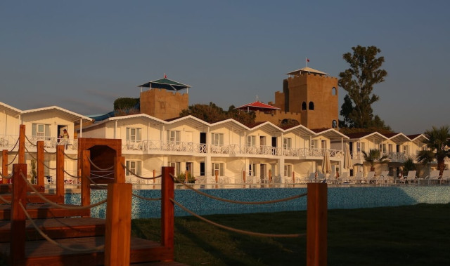 Risus Resort Hotel