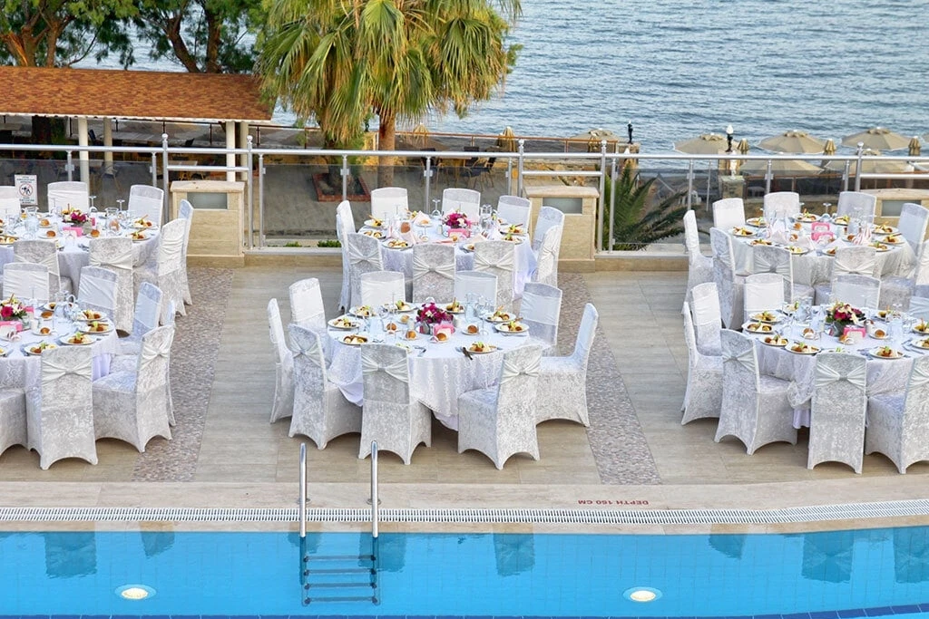 azka-otel-07yVe08