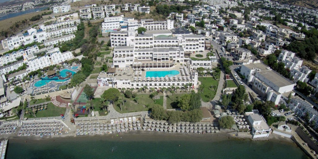 Azka Otel