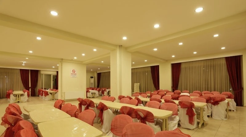 milashan-otel-0BQSFyo