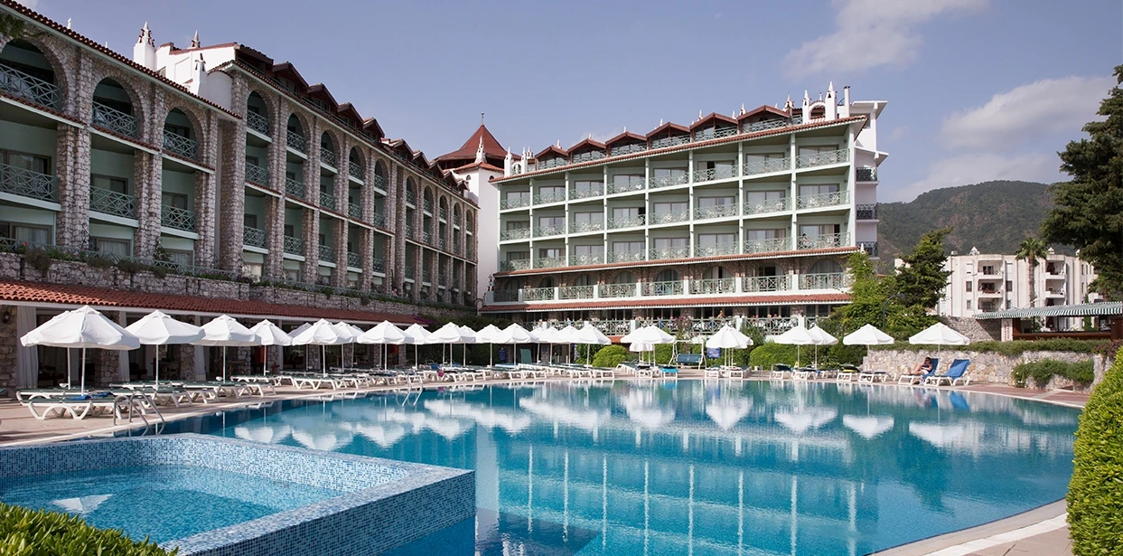 marti-la-perla-hotel-0pgrH8I