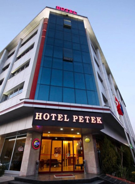 Petek Hotel