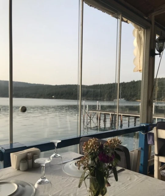 mandalya-balik-restaurant-1ImReLZ
