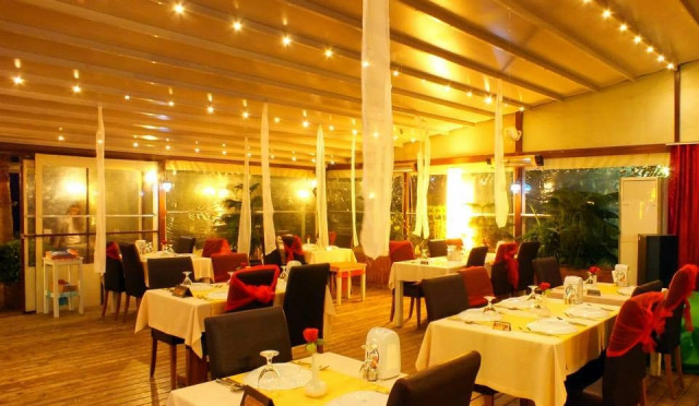 Denizatı Restaurant & Bar