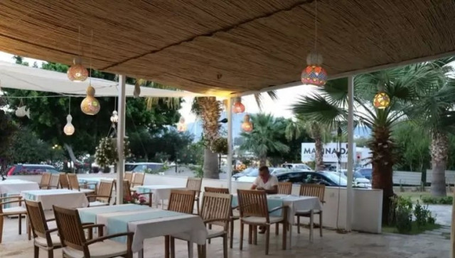 Marinada Hotel & Restaurant