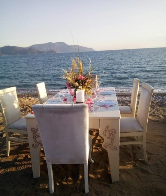 Koca Çalış Beach Restaurant