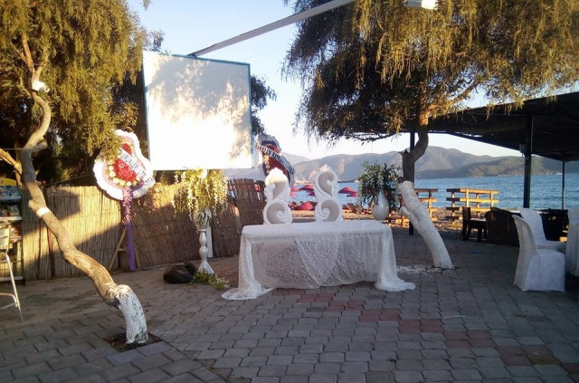 Koca Çalış Beach Restaurant