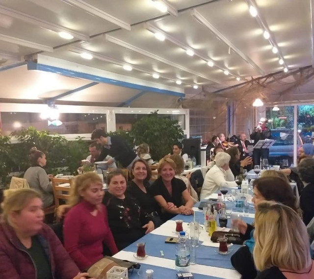 Mavi Beyaz Balık Restaurant