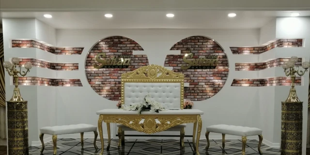 Grand Sultan Saloon