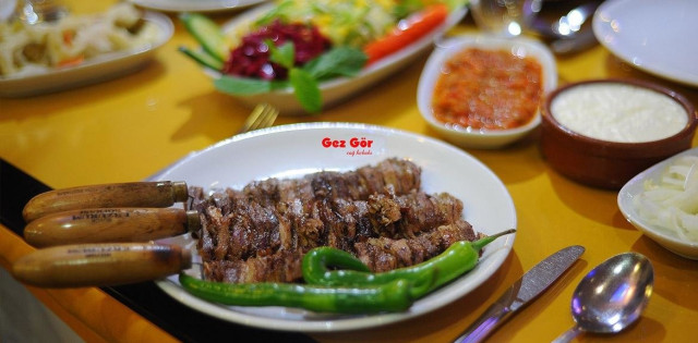 Gez Gör Cağ Kebap