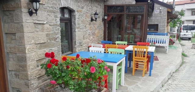 Dami Restaurant