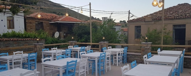 Meraklis Taverna