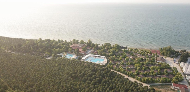 Rizom Tatil Köyü