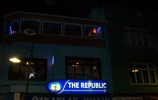 Republic Bar & Bistro