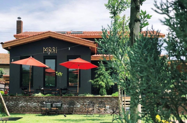 Mari Restaurant