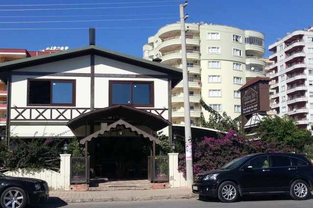 Kahve Evi & Alayza Ocakbaşı Restaurant