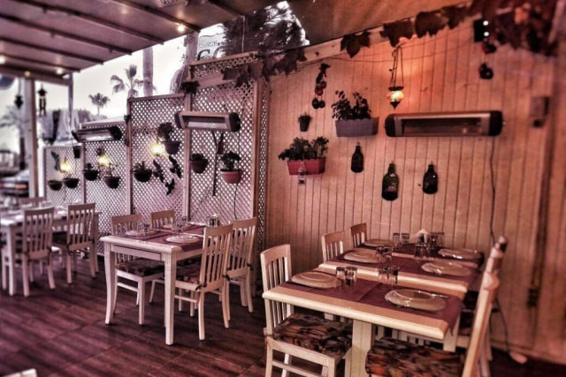 Liya Yetmişlik Restaurant