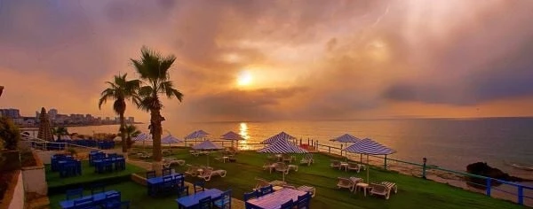 veran-hotel-beach-club-0xRKCSS