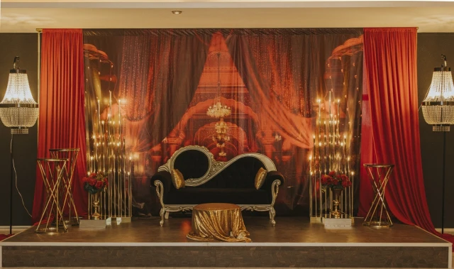Kırçiçeği Royal Palace