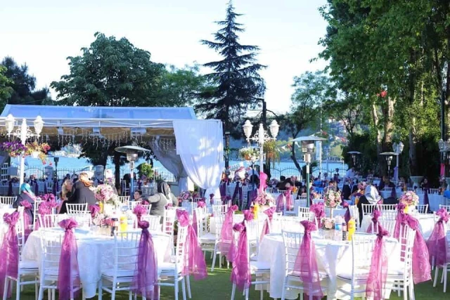Boğaz Bahçe