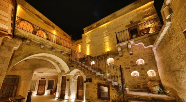 Eyes Of Cappadocia Cave Hotel