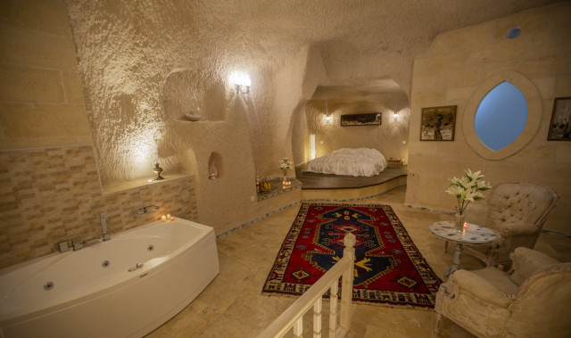 Karlık Cave Suite