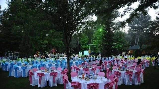 Lalezar Restaurant
