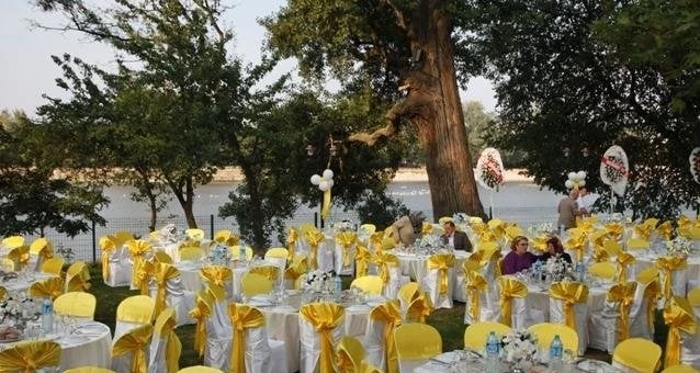 Lalezar Restaurant
