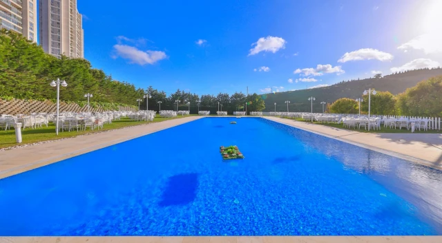Laviva Garden
